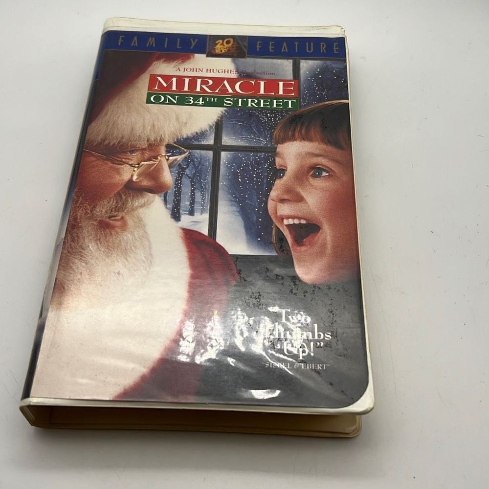 Miracle on 34th Street starring‎ Mara Wilson (VHS,1995,Clam Shell,)